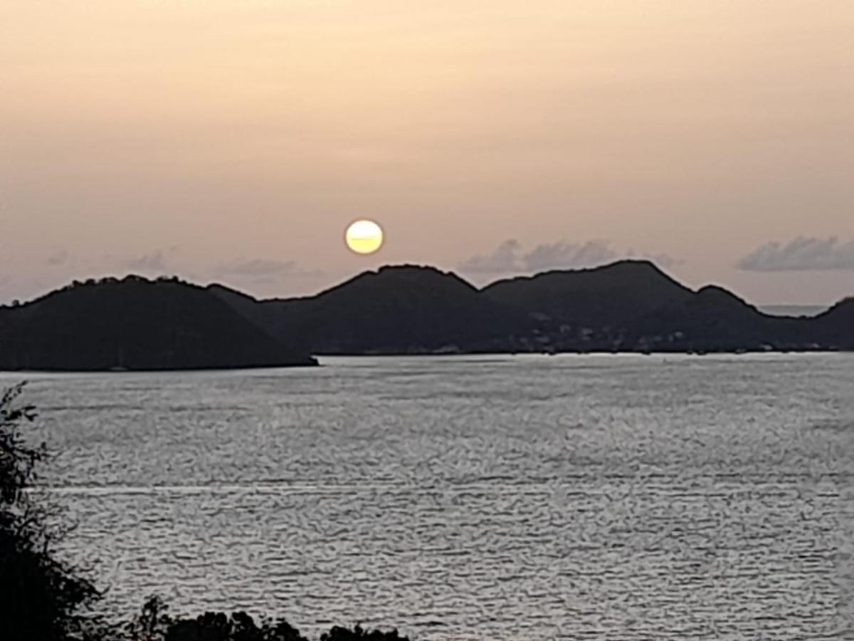 Vila Ti Kaz Anoli Vue Epoustouflante Sur La Baie Terre-de-Bas Exteriér fotografie