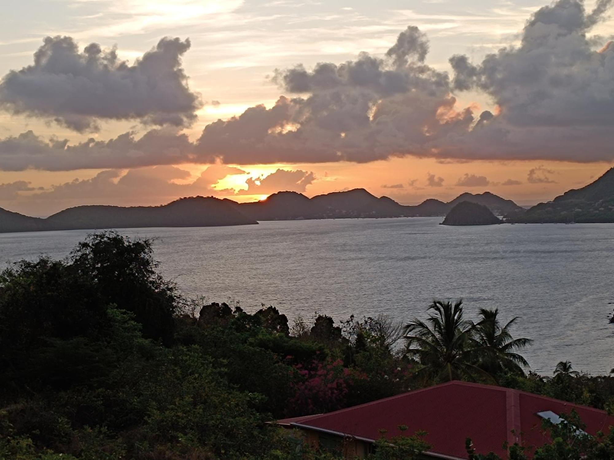 Vila Ti Kaz Anoli Vue Epoustouflante Sur La Baie Terre-de-Bas Exteriér fotografie
